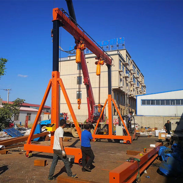 Mobile light gantry crane